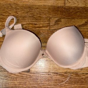 Victoria Secret Bra 38C